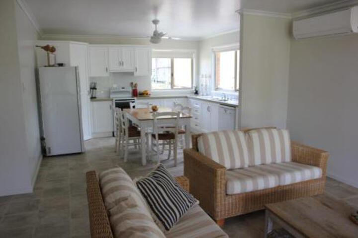  Accommodation Australia
