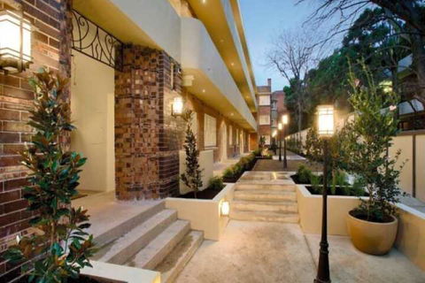 StayCentral On George - Holiday Melbourne 6
