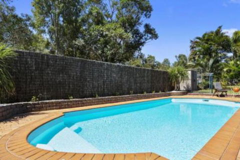 BB233 Banksia Beach Family Home 4 Bedrooms - Accommodation Broken Hill 4