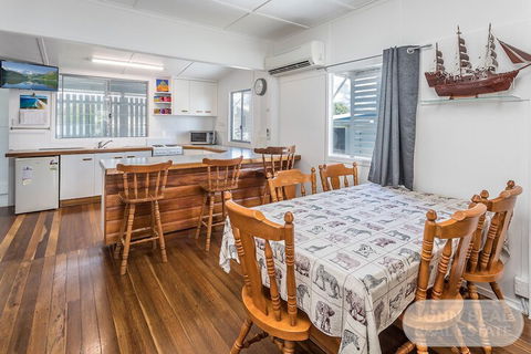Brighton Waterfront Beach House - Accommodation Kalgoorlie 5