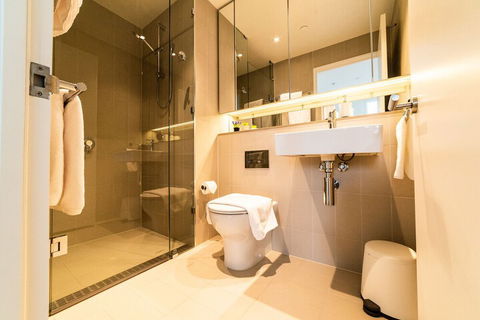 Melbourne Private Apartments Docklands - Wagga Wagga Accommodation 7