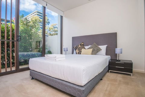 Spacious And Cozy Zetland Apartment - Northern Rivers Accommodation 5