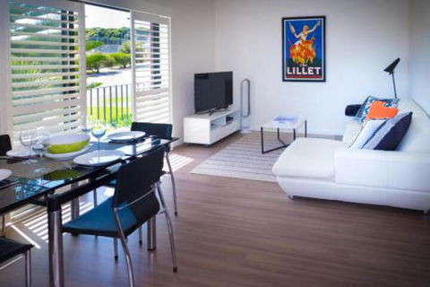 Cottesloe Parkside On The Beach - Wagga Wagga Accommodation 3