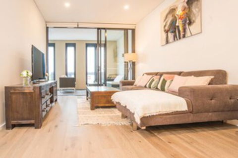 Oud Wood Apartment - Hotel VIC 0