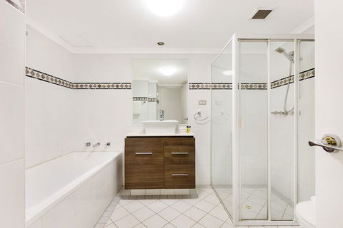 Inner City Retreat In Pyrmont 1 Bdrm - Accommodation Perth 2