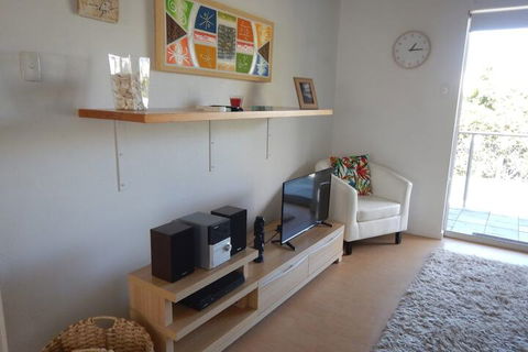 Unit 2 At 4 Pelican Street, Peregian Beach, Noosa Area - Accommodation Newcastle 3