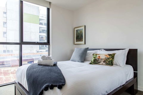 Stylish 1 Bedroom Apartment In Bustling Richmond - Victoria Tourism 5
