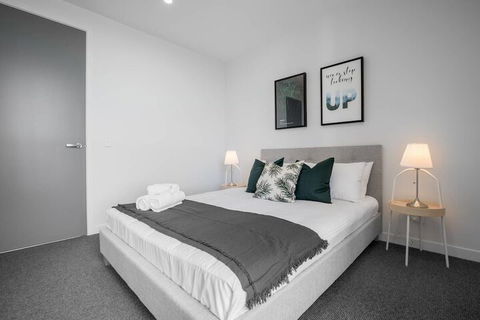 Simple And Cozy Apartment In Parkville - Wagga Wagga Accommodation 2