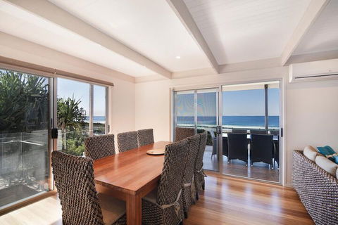 Peregians Viewing Deck, 324 David Low Way, Peregian Beach, Noosa Area - Accommodation Newcastle 5