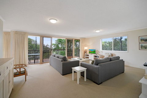 Kingsview - 1/54 Kingfisher Drive - Accommodation Newcastle 3