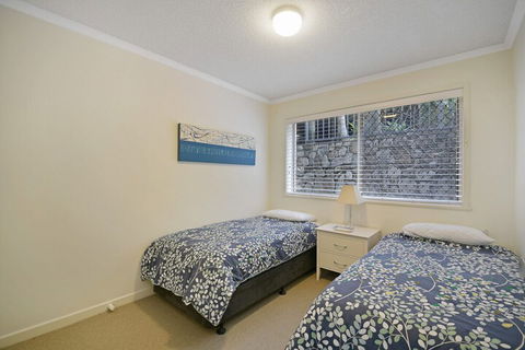 Kingsview - 1/54 Kingfisher Drive - Accommodation Newcastle 7