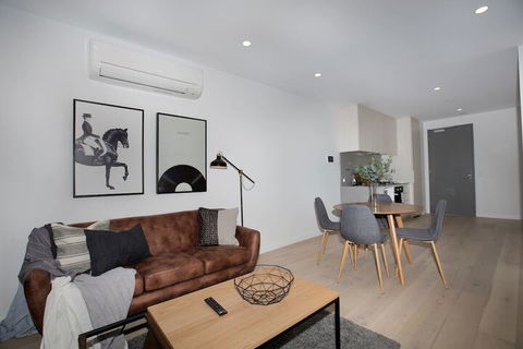 Chocolate Taste Apartment In Parkville - Accommodation Find 1
