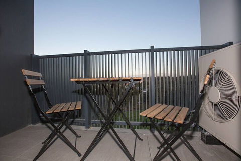 Chocolate Taste Apartment In Parkville - Accommodation Find 7