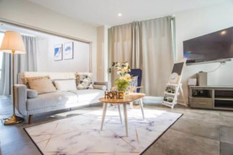 Comfy Home In Mascot - Accommodation Find 0