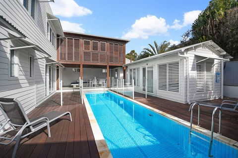 Sea Splash 75 Lorikeet Drive - Accommodation Newcastle 2