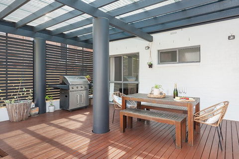 Large Family Home Bondi - Holiday Melbourne 1