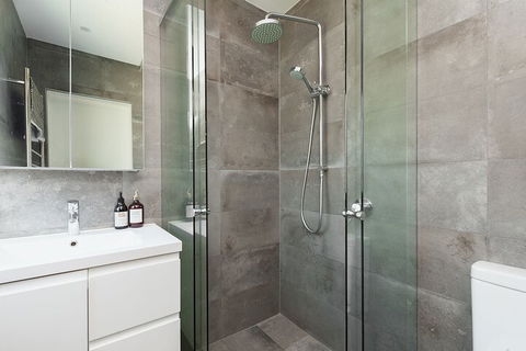 Large Family Home Bondi - Holiday Melbourne 3