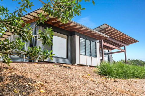 Your Luxury Escape - Carinya Cottage 2 - Accommodation QLD 1
