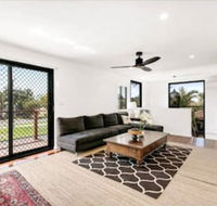 Spacious 2 Bedroom Townhouse in Southport - Mackay Tourism