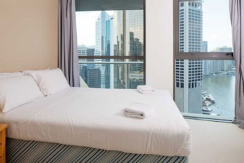 Amazing CBD 2BD Apartment W / Parking & Pool! - Northern Rivers Accommodation 0