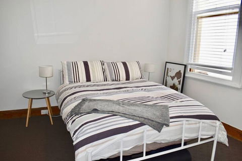 Charming Terrace House On Tree Lined Street - Northern Rivers Accommodation 2