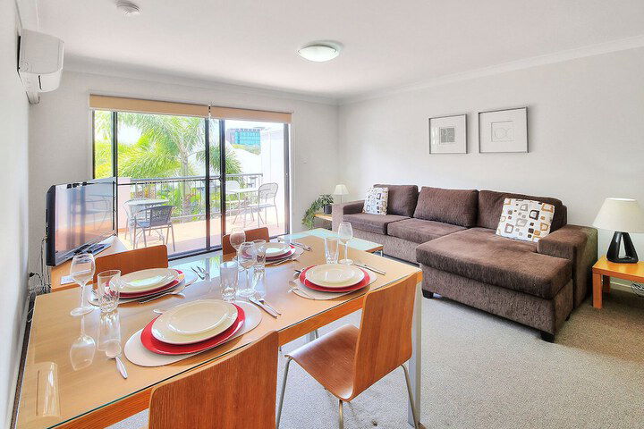 Airtrip Apartment On Russell St - thumb 2