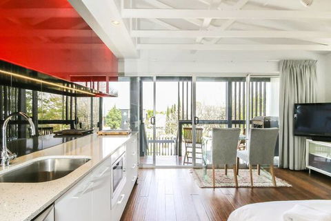 Architecturally Designed Studio 10 Minutes To CBD - Stayed 2