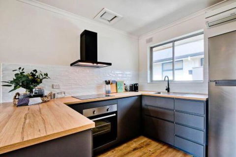 2 Bedroom Apt In Glenelg With Air Con - Yamba Accommodation 6