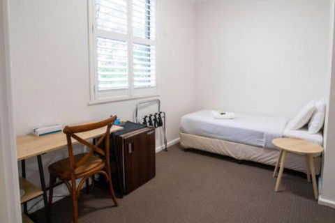 The Platypus Accommodation & Cafe - Victoria Tourism 2