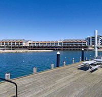 Quality Suites Crest Mandurah - WA Accommodation