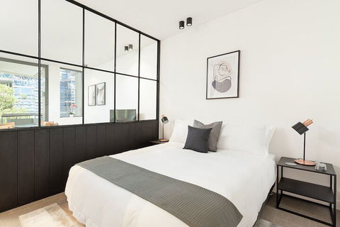 Brand New Luxury Apart In Surry Hills - Holiday Sydney 3
