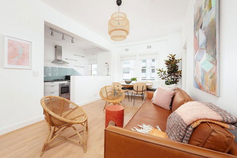 Salty's 2 Bedroom Beach Home - Brisbane Tourism 6