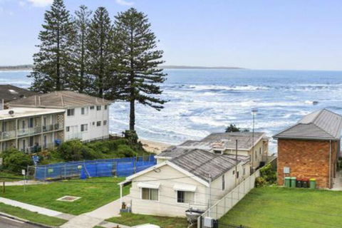 Coolwaters Penthouse - Accommodation Newcastle 5