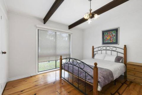 THE BEACH HIVE PET FRIENDLY (OUTSIDE ONLY) INLET SIDE - Hervey Bay Accommodation 2