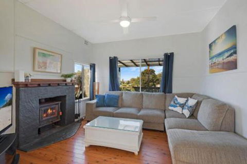 Bungo Beach House Pet Friendly Home - Accommodation Find 4