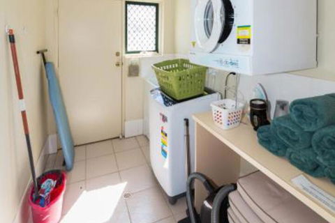Panorama 7 Stacey Drive - Accommodation Directory 6