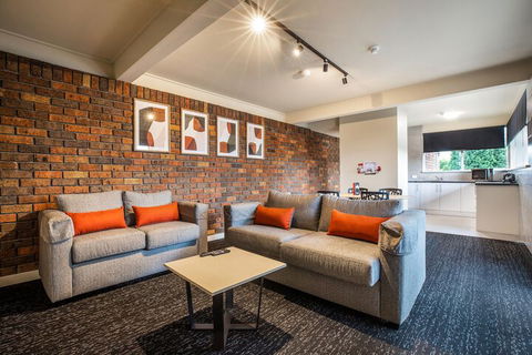 Nightcap At Manhattan Hotel - Northern Rivers Accommodation 6