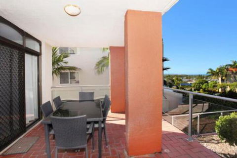 Unit 2 Cooltoro Court 7 Frank Street Coolum Beach 400 BOND LINEN INCLUDED - Accommodation in Bendigo 5