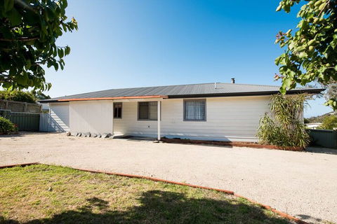 Chillax - Yamba Accommodation 4