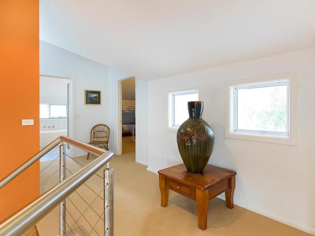 EVERGREEN BEACH HOUSE - thumb 6