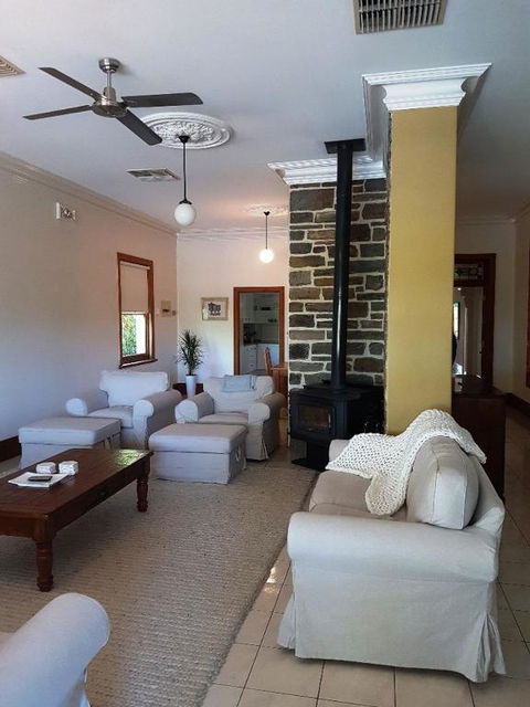 Barossa Valley View Guesthouse - Accommodation Australia 5