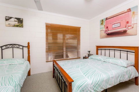 14 Double Island Drive Rainbow Beach Large Holiday House With PoolPets Welcome Free Wi Fi - Accommodation Australia 6