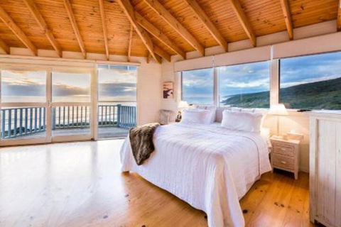 Yallingups Best Located Beach House - Tweed Heads Accommodation 5