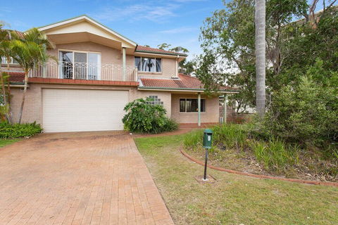 Ajax Avenue 6 - Wagga Wagga Accommodation 2
