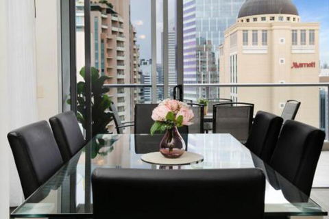 Amazing River View 3 Bedroom Apartment Brisbane CBD Netflix Fast Wifi Carpark - Hobart Tourism 5