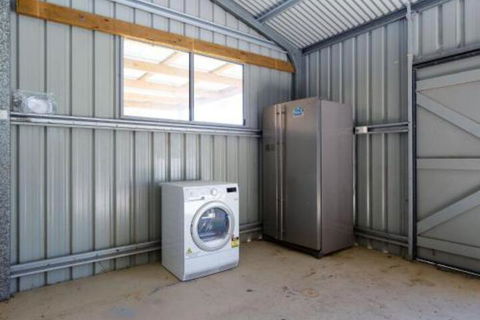 SeaHaven 2 Richardson Ave Large Home With Aircon Smart TV WIFI Netflix & Boat Parking - Victoria Tourism 2