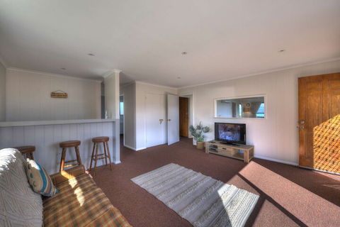 Stones Throw - Wagga Wagga Accommodation 3