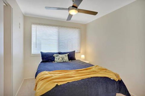Tropical Oasis - Accommodation Newcastle 3