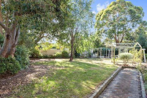 GUMS & ROSES Family Home In The Heart Of Town. - Hotel VIC 0