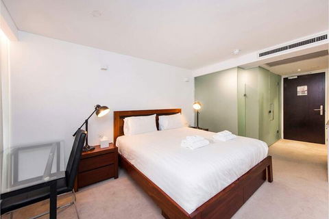 Comfortable Room With Fantastic Rooftop Views - Wagga Wagga Accommodation 7
